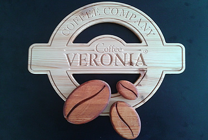 Wooden café logo