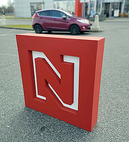 Freestanding 3D logo