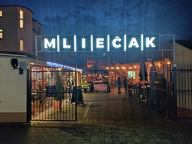 Lightbox logo